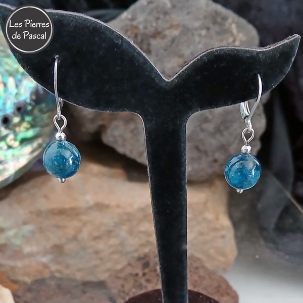 Paire de Boucles d'Oreilles Apatite Bleue du Brésil Boules de 10 mm avec des Dormeuses en Acier Inox