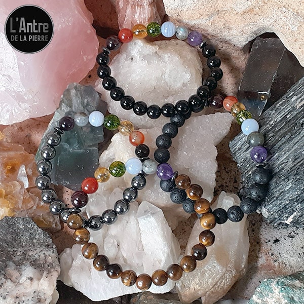 Bracelets 7 Chakras avec de Très Belles Pierres Naturelles et Nobles, Déclinés avec Œil de Tigre ou Pierre de Lave ou Onyx Noir ou Hématite