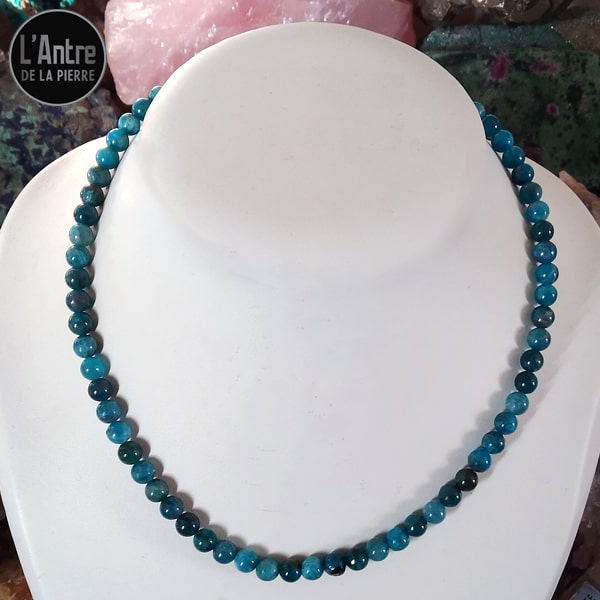 Réalisation d'un Collier Ras de Cou en Apatite Bleue Grade A+ du Sri Lanka Boules de 6 mm de 44 cm + 5 cm