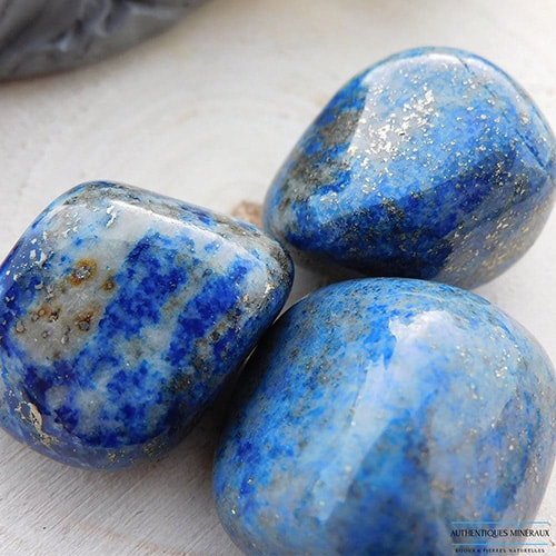 Propriétés, Significations et Vertus du Lapis Lazuli | Par Pascal Artisan