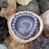 Bracelet en Agate Grise du Brésil Boules de 8 mm de Grade A sur une tranche d'agate