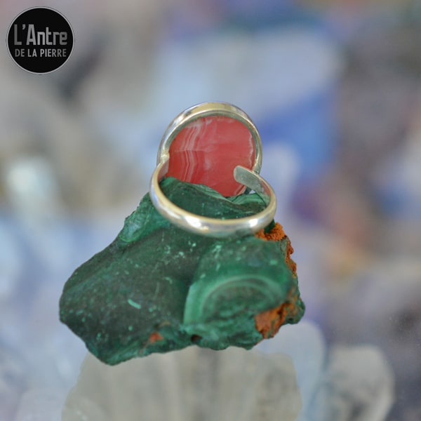 Bague Ajustable Cabochon Ovale en Rhodochrosite d'Argentine de Grade 3A et Monture en Argent Sterling 925