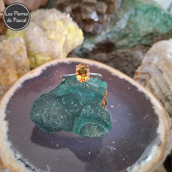 Bague avec une Citrine Facettée du Brésil, Argent Sterling 925 en 4 Tailles