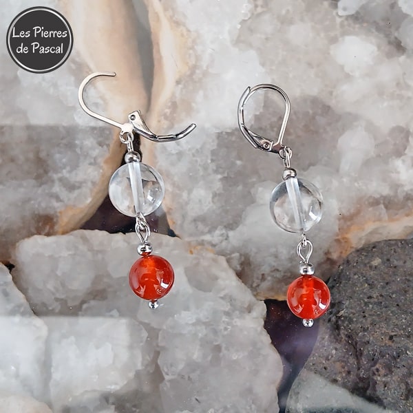 Paire de Boucles d'Oreilles avec Cristal de Roche 10 mm Grade 2A, Cornaline Rouge 8 mm et des Dormeuses