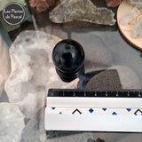 Boule de Cristal Obsidienne Noire du Mexique Grade A de 3 cm de Diamètre sur 1 Socle en Obsidienne Noire avec règle pour mesurer