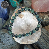 Bracelet en Jaspe Kambaba de Madagascar Boules de 8 mm de Grade A en 10 Tailles de Poignet sur une géode de quartz