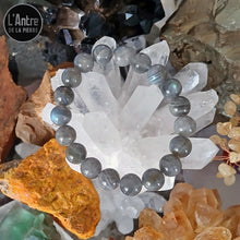 Bracelet Labradorite Grise Claire aux Reflets Bleus de Madagascar de Grade A+ Boules de 10 mm