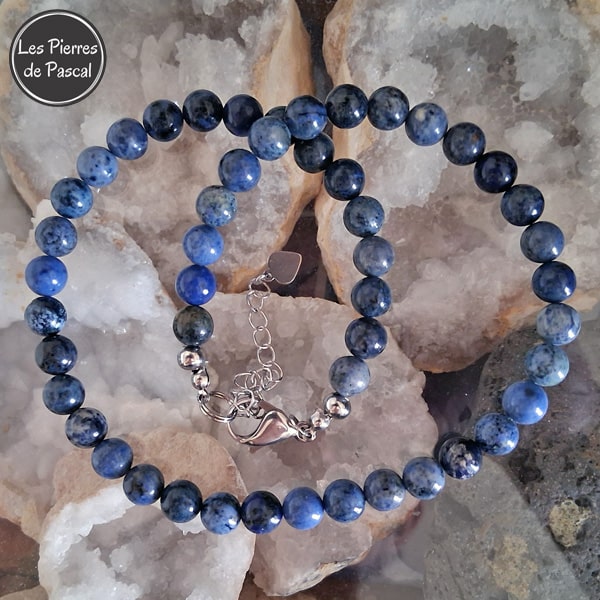 Collier en Dumortiérite de Namibie Grade 2A Boules de 8 mm d'une Longueur de 46 cm + 4 cm