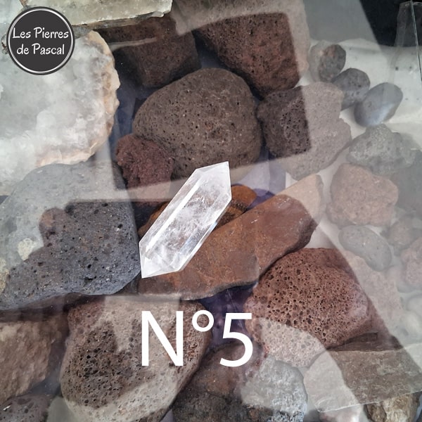 Hexagonales en Cristal de Roche ou Quartz Hyalin du Brésil Grade A de 5,5 cm N5