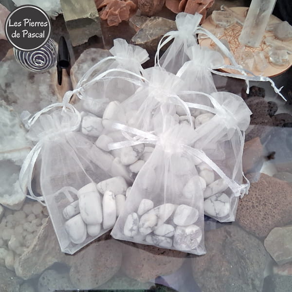 Plusieurs Lots de 50 g de Pierres Roulées Polies Howlite Blanche du Zimbabwe Grade A