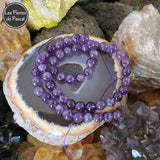 Perles d'Améthyste de 8 mm du Brésil Grade A au Détail sur une tranche d'agate