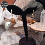 Réalisation d'une Paire de Boucles d'Oreilles Œil de Tigre d'Afrique du Sud Grade 2A Boules de12 mm avec des Dormeuses en Acier 304 Doré