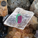Pendentif Zoïsite à Rubis ou Thulite de Tanzanie Grade 5A avec une Chaîne Argent 925 de dos