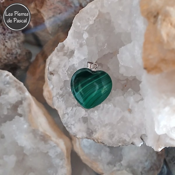 Pendentif Cœur Malachite du Congo Grade 2A de 2 cm avec une Chaîne en Argent 925 de 45 cm ou Plus