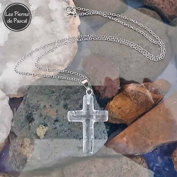 Pendentif Croix en Cristal de Roche du Brésil Grade A avec une Chaîne en Acier Inoxydable de 50 cm