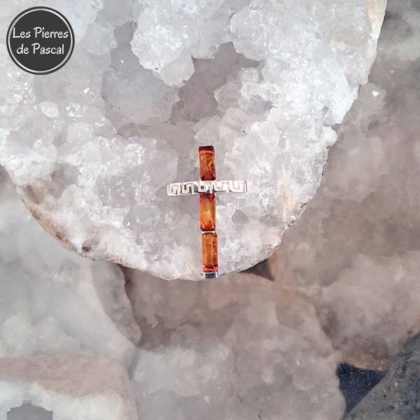 Pendentif Croix en Ambre Cognac de la Baltique Grade A sur Argent 925 et Chaîne Argent Sterling 925