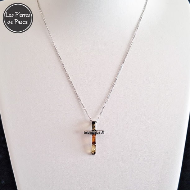 Pendentif Croix en Ambre Vert du Mexique, Cognac et Jaune de la Baltique sur Argent 925 et Chaîne Argent 925