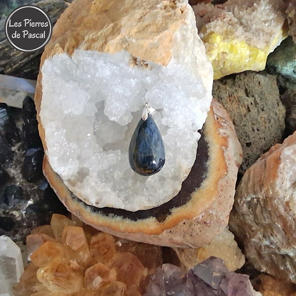 4ème Pendentif en Piétersite de Namibie Grade 6A avec une Chaîne en Argent Sterling 925 de 45 cm ou +