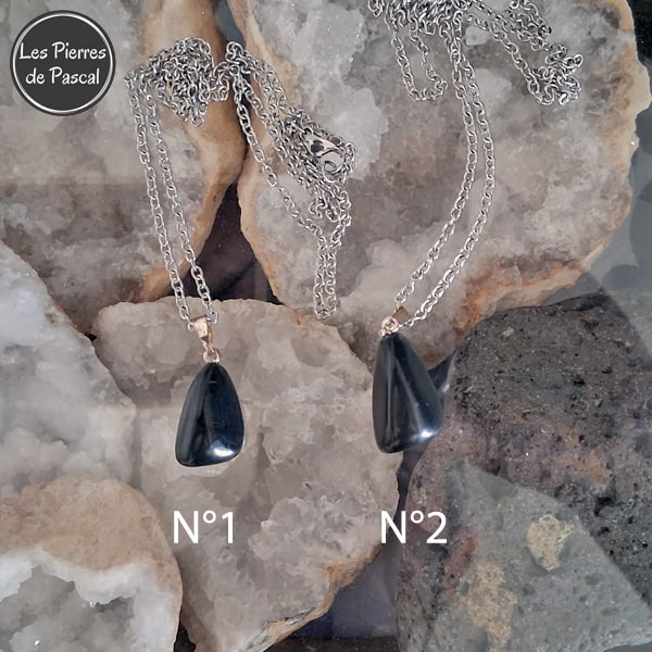 Commande Dany V. - 2 Pendentifs et 1 Paire de Boucles d'Oreilles en Shungite De Russie Grade A