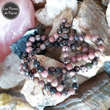 Perles rhodonite de Madagascar de 8 mm à l'Unité pour le Chakra N°4 "Anahata" ou Chakra du Cœur