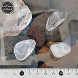 Pierre Roulée Polie Quartz Hyalin du Brésil Grade A 2x2 cm de 16 g