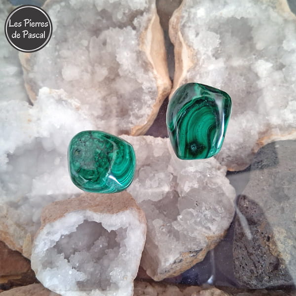 Pierres Roulées Polies en Malachite du Congo Qualité A+