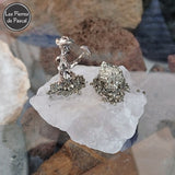 Sculpture avec Cristaux et Statuette de Mineur en Métal sur un Cristal de Roche Grade A avec de la Pyrite de Fer