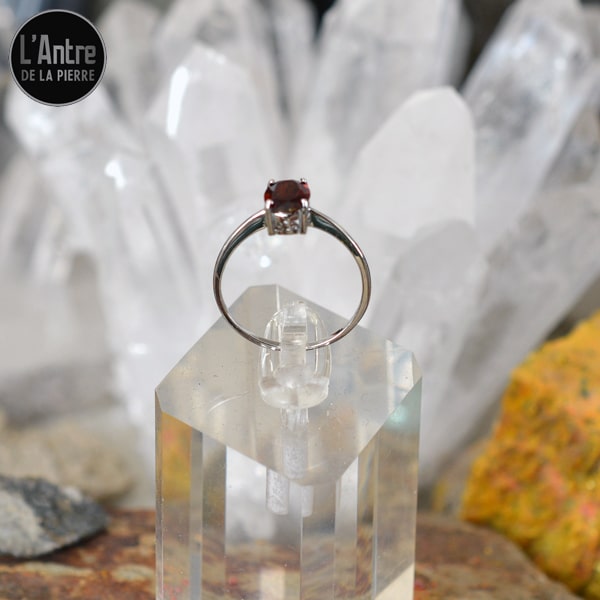 Oud Muattar – encens oriental raffiné Oud Muattar – encens oriental raffiné