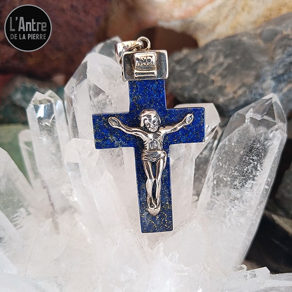 Pendentif avec un Christ en Argent Sterling 925 sur une Croix en Lapis-Lazuli d'Afghanistan de Qualité AA